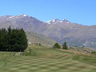 1st hole at The Hills