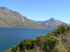 View across Lake Wakatipu opposite Queenstown